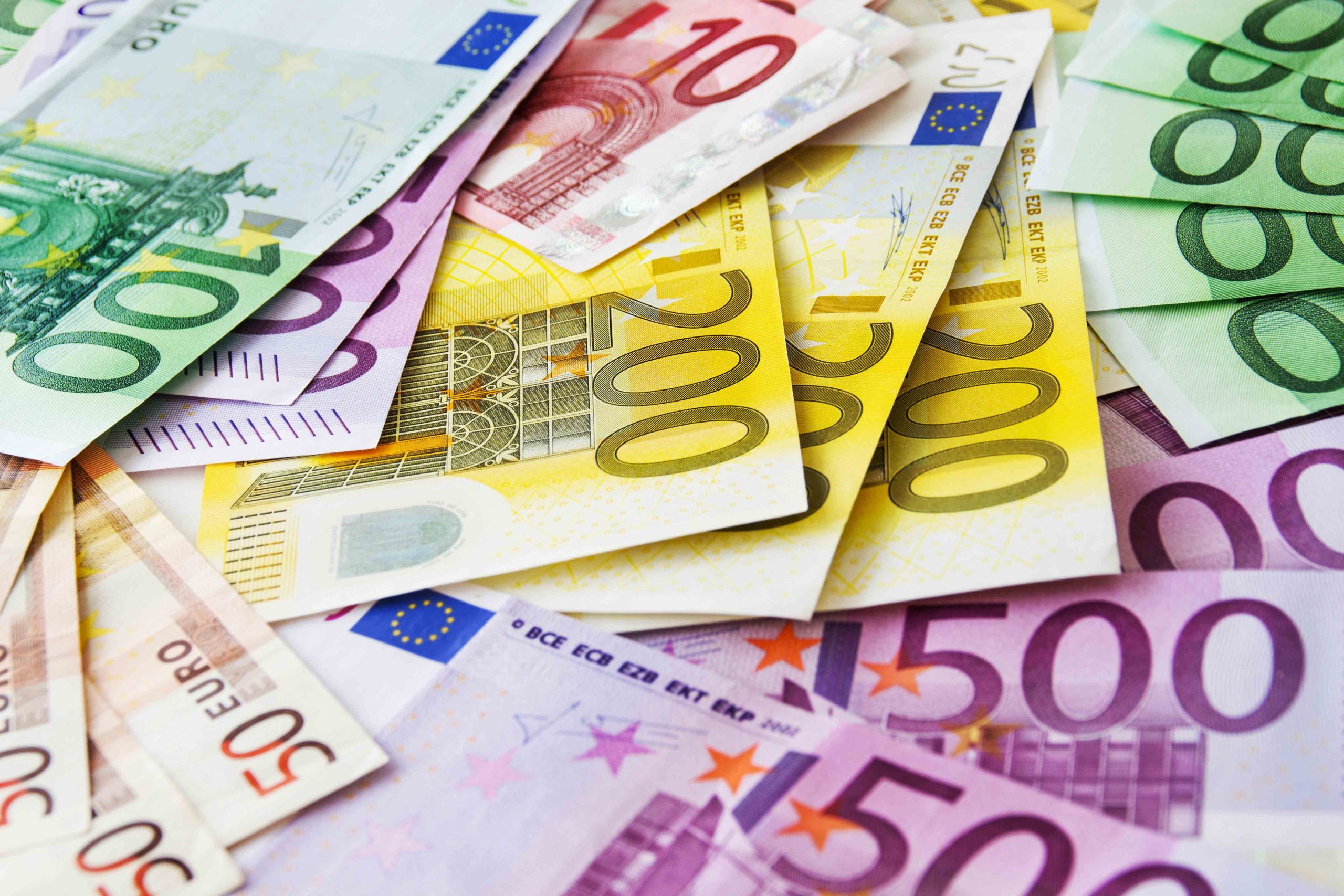 Shredding of banknotes and shares with WEIMA shredders