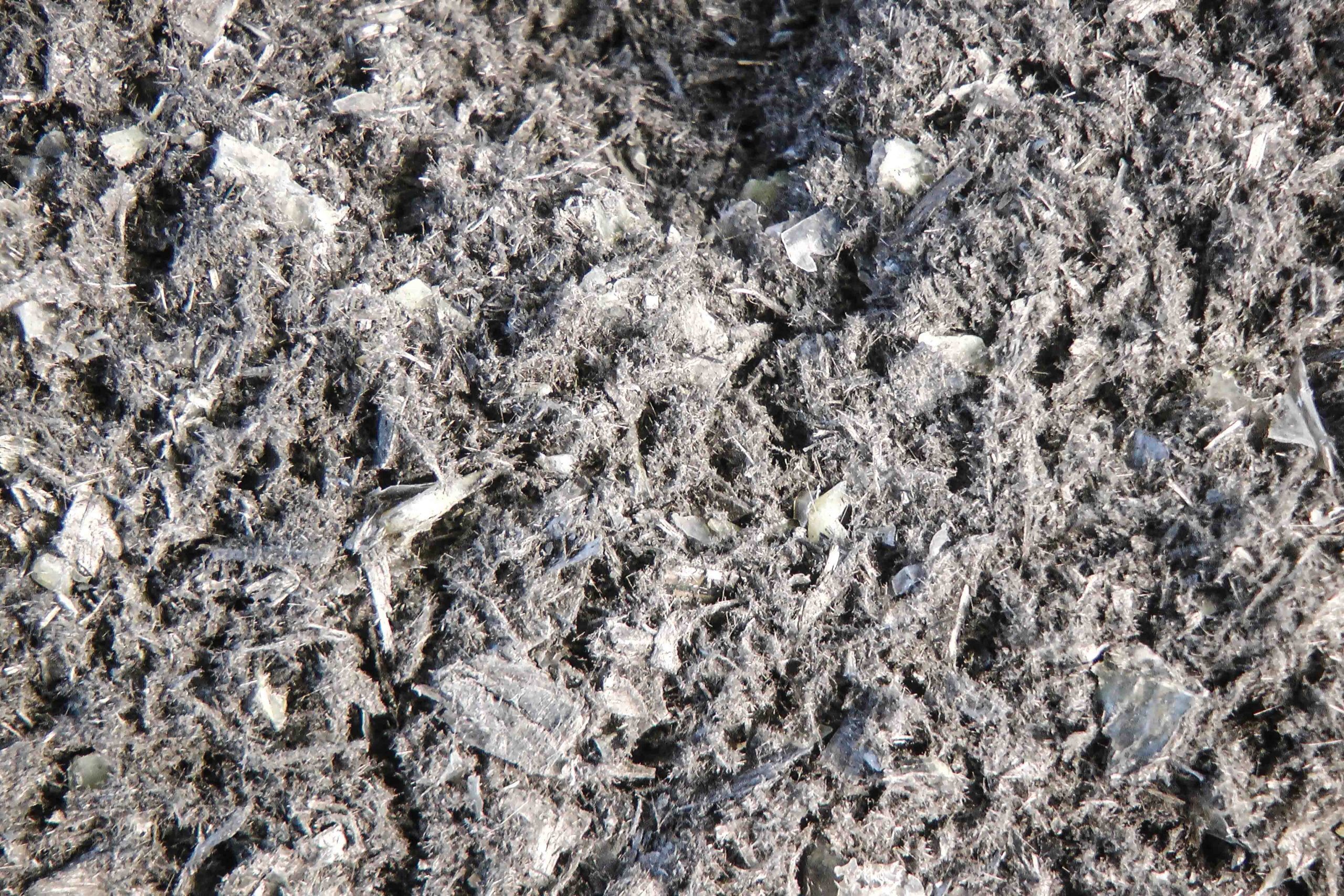 Carbon polyamide plastic after the shredding process