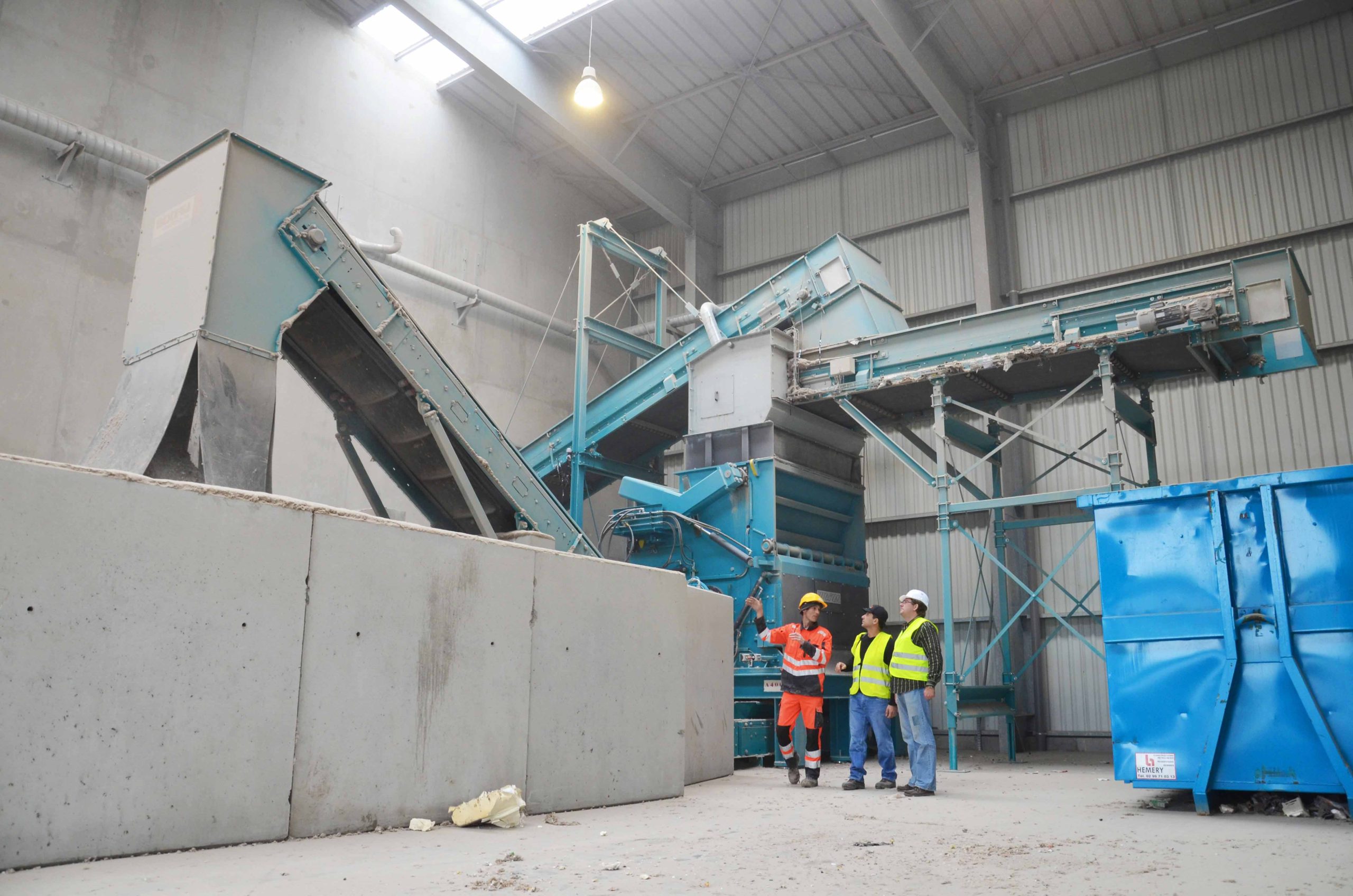 Post-shredding of waste for the production of high-quality substitute fuel SRF