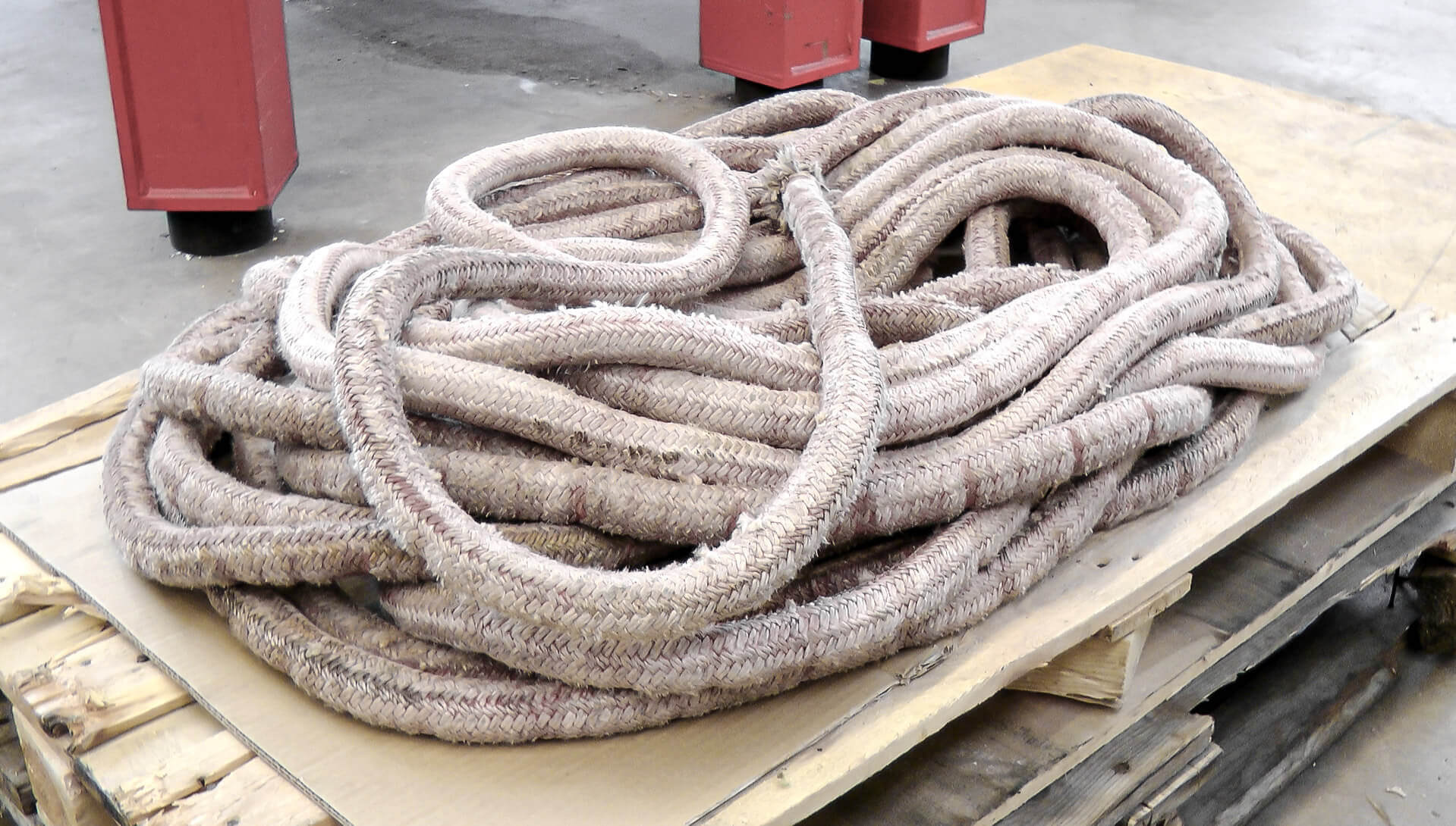 Plastic ropes can be recycled after the shredding process