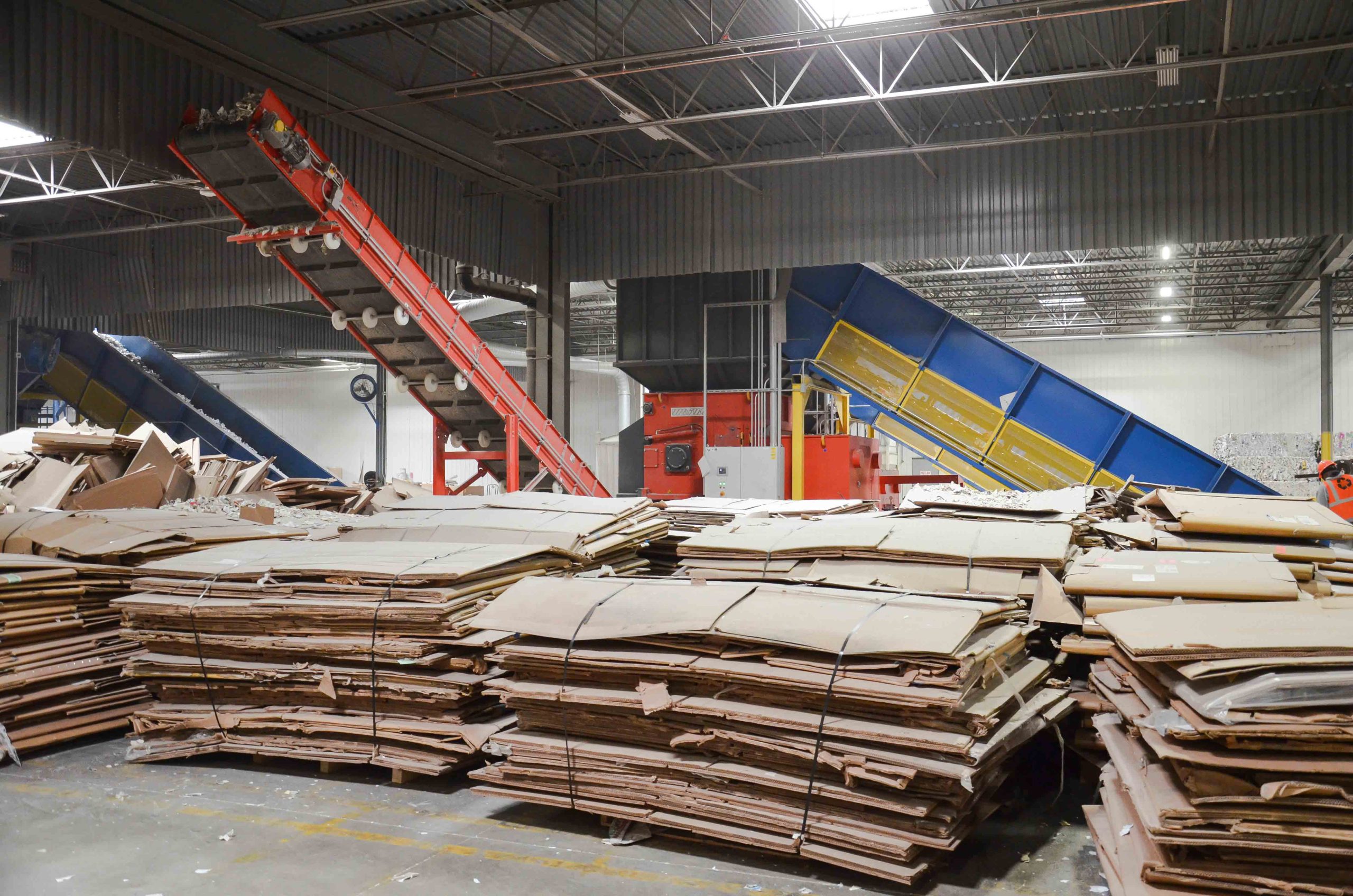 Moving boxes are shredded with WEIMA shredder