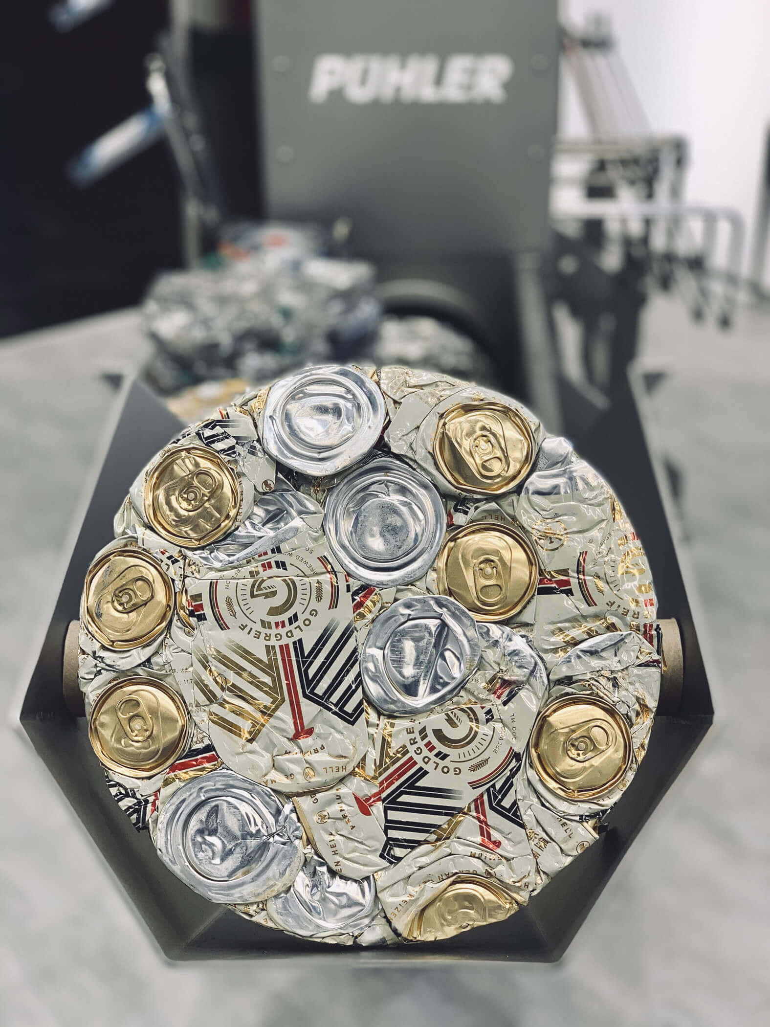 Beverage can compaction with PUEHLER press