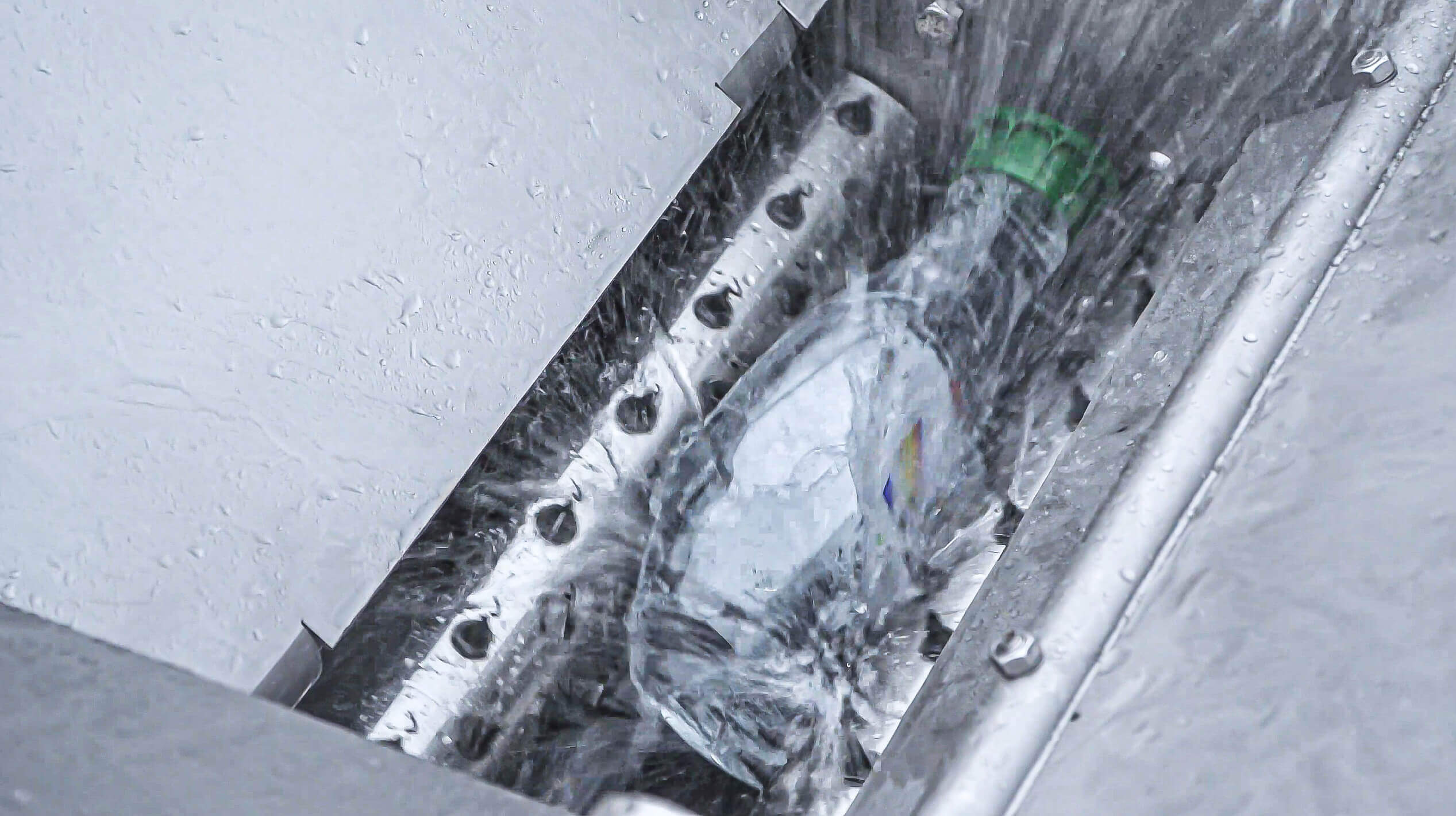 Dewatering plastic bottles