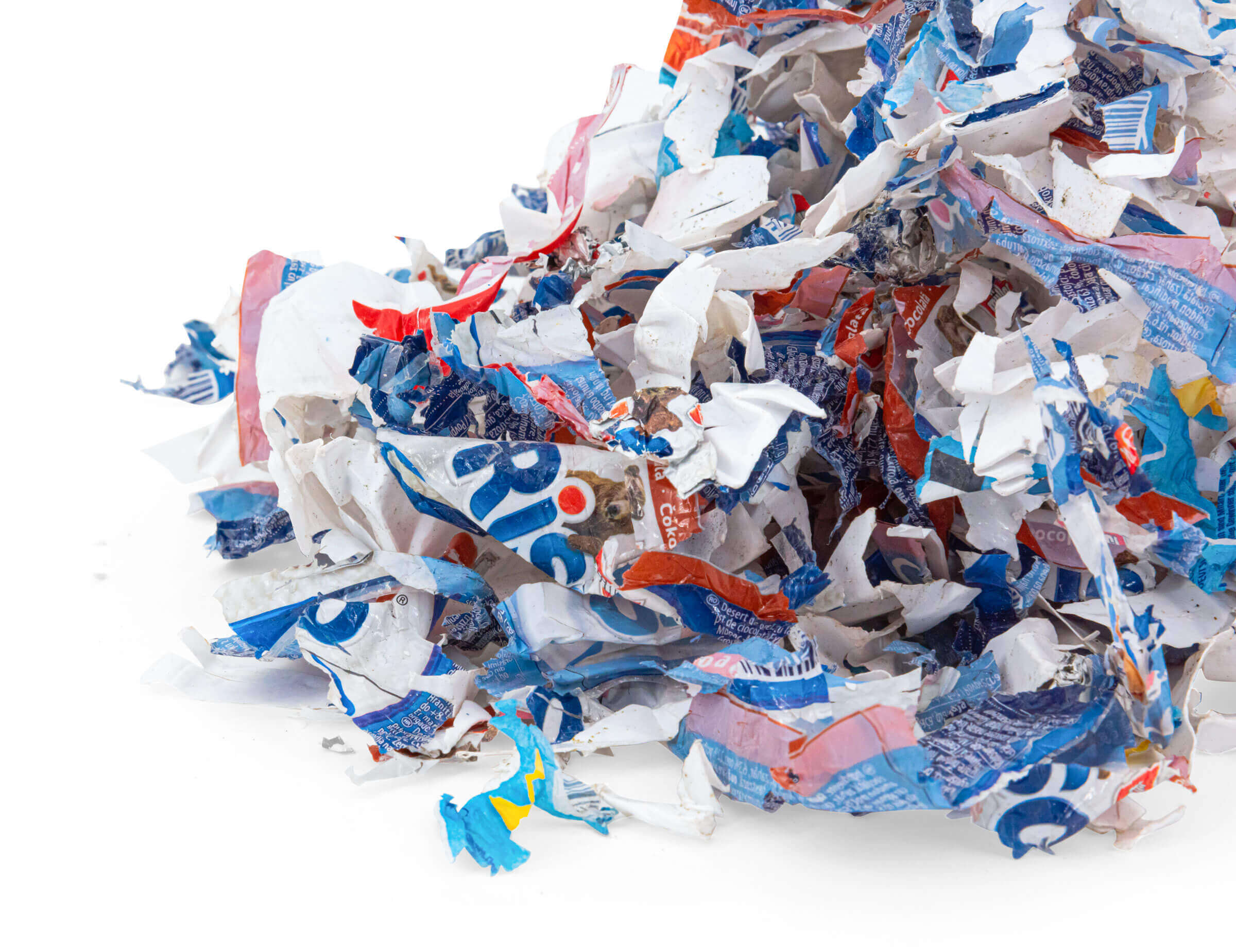 Yoghurt cups after the shredding process