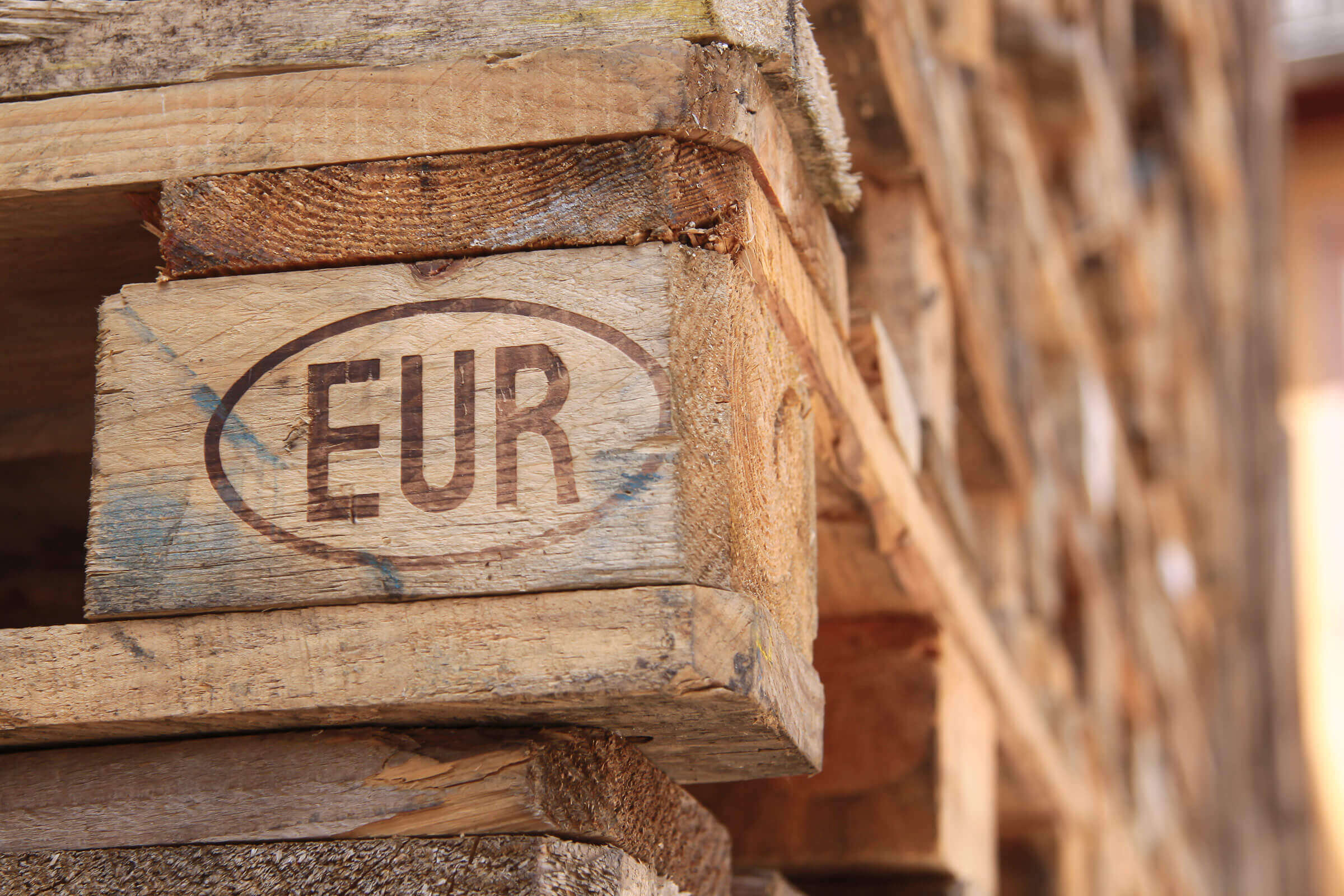 EUR pallets for transport