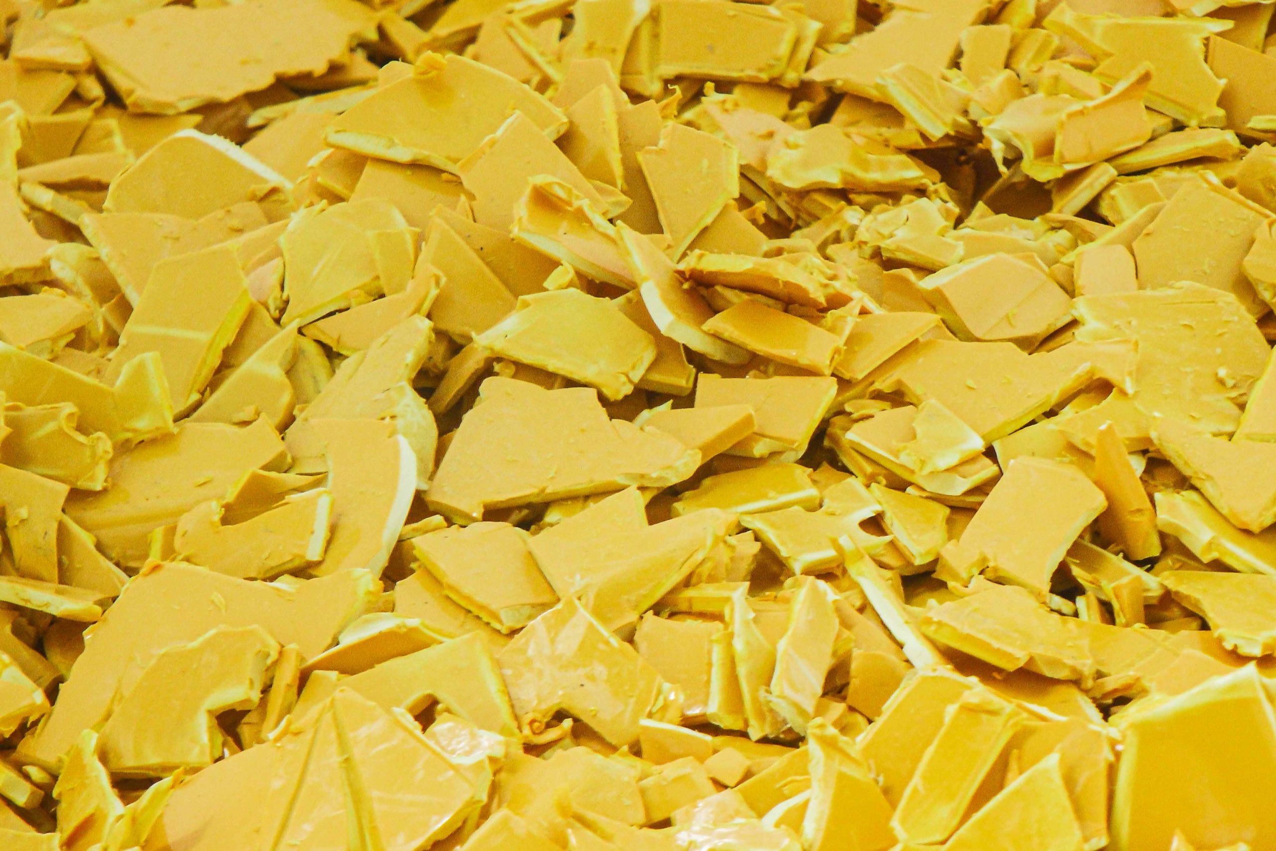 Shredded plastic casing case