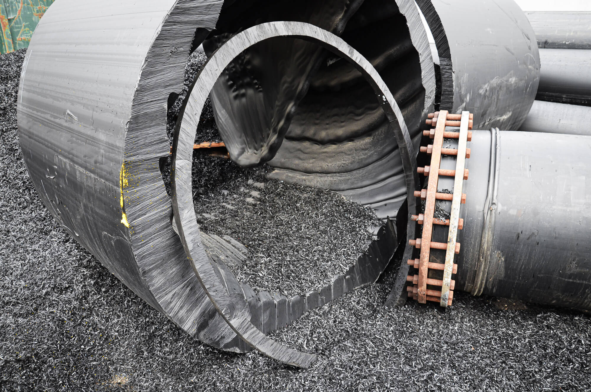 Production waste of PE-HD pipes for in-house recycling