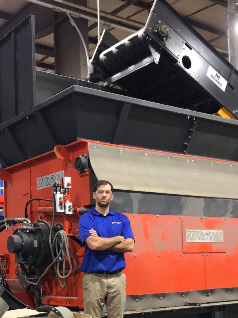 Shredding of post-consumer and post-industrial plastic scrap with a WEIMA WLK 30 Super Jumbo shredder