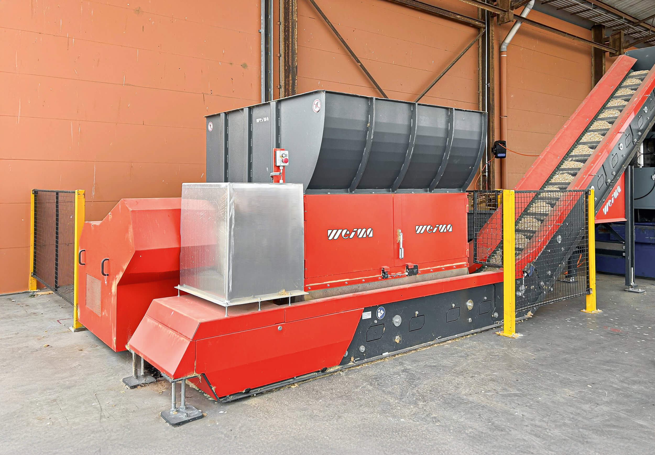 WEIMA WLK 2000 single-shaft shredder at Laminex Australia