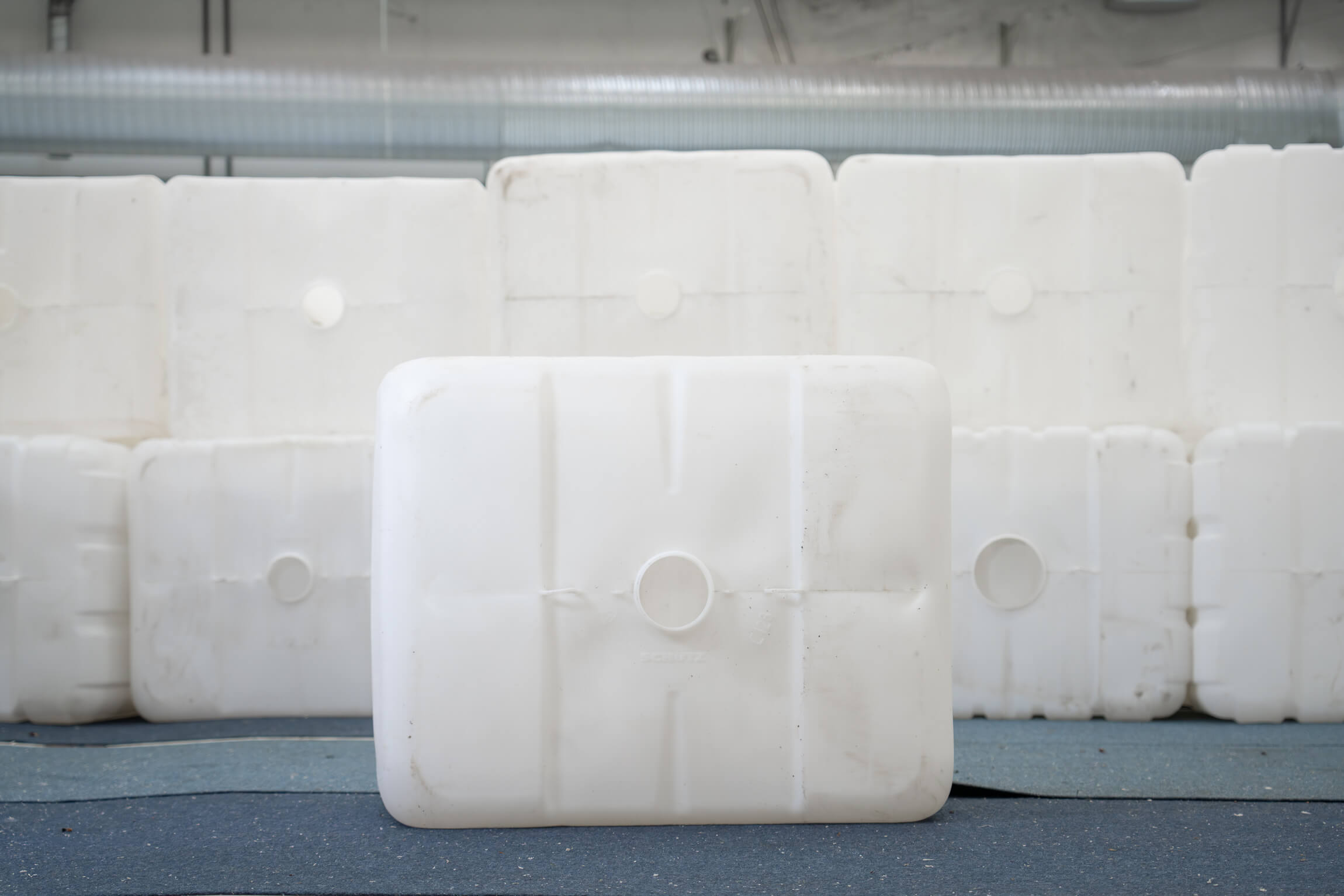 A horizontal IBC container
